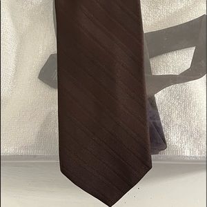 Like new mens vintage brown textured tie. Ketch brand.